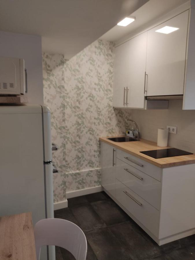 Apartamento Pequeno, Coqueto Y Centrico. セデイラ エクステリア 写真